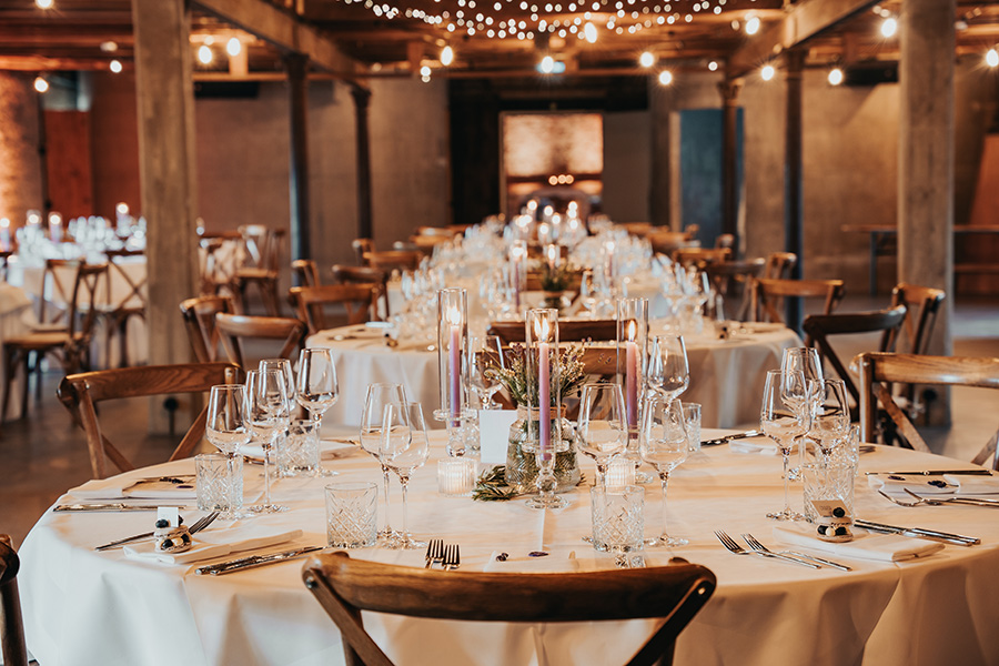 Festliches Dinner im Galeriesaal