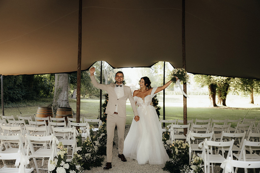 Freie Trauung auf der weitläufigen Schlosswiese